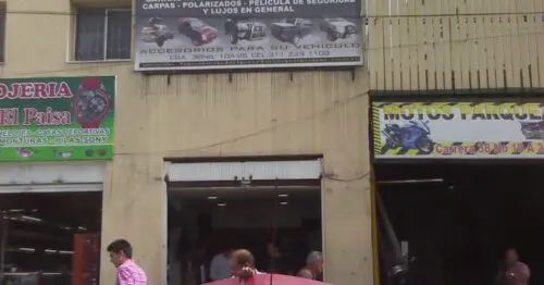 LUJOS Y PORTAEQUIPAJES BOGOTÁ LUJOS Y PORTAEQUIPAJES BOGOTÁ